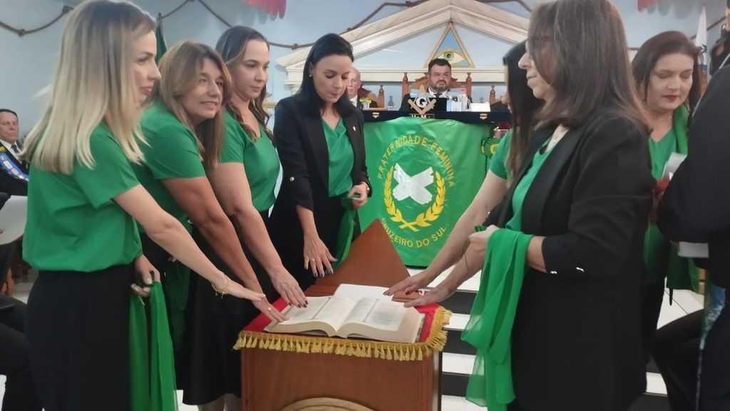 Fraternidade Feminina da Loja Cavaleiros do Templo n.2664
